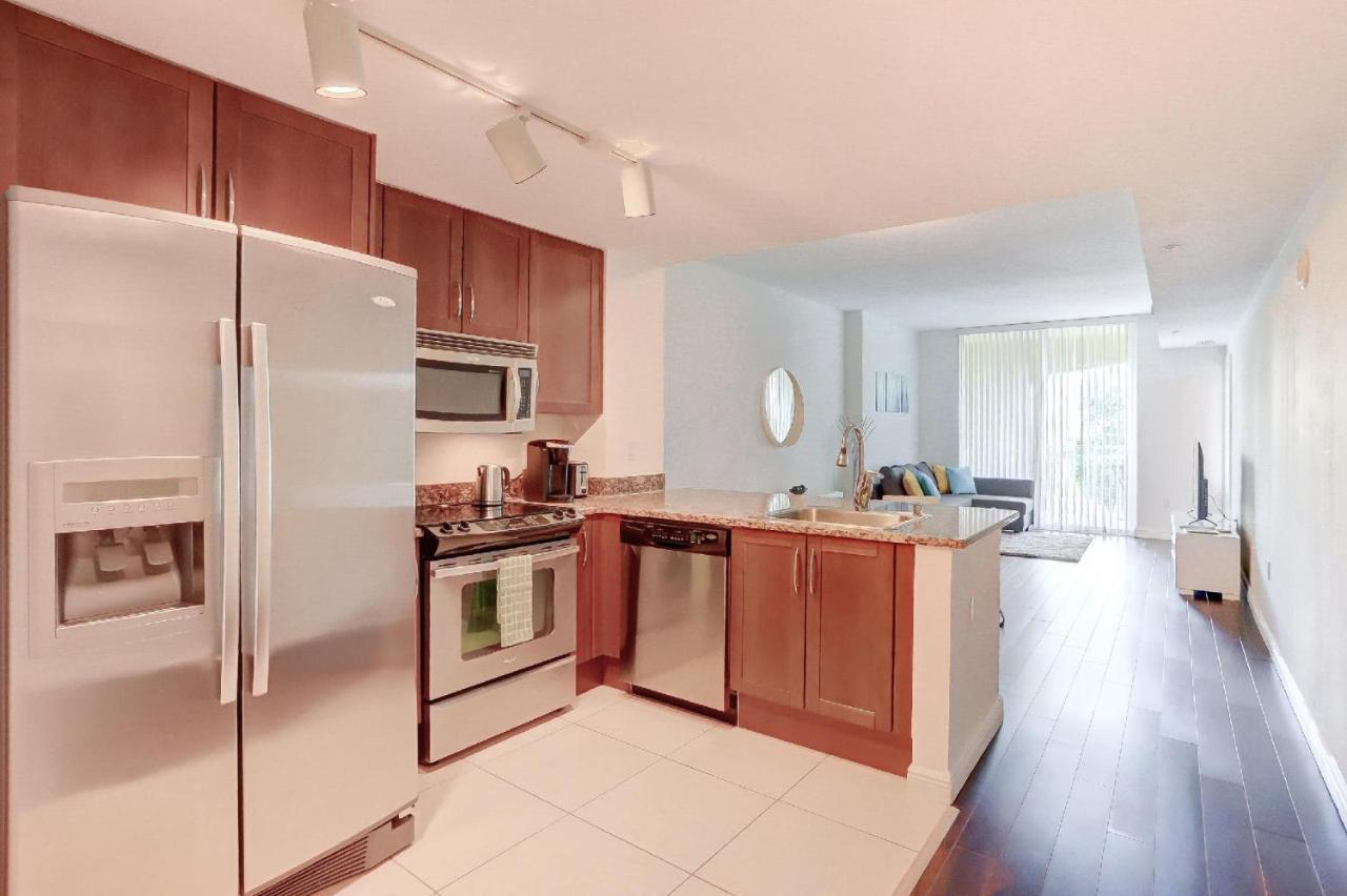 Apartment In Casa Costa Condo!Beach Pass Included Бойнтон-Біч Екстер'єр фото