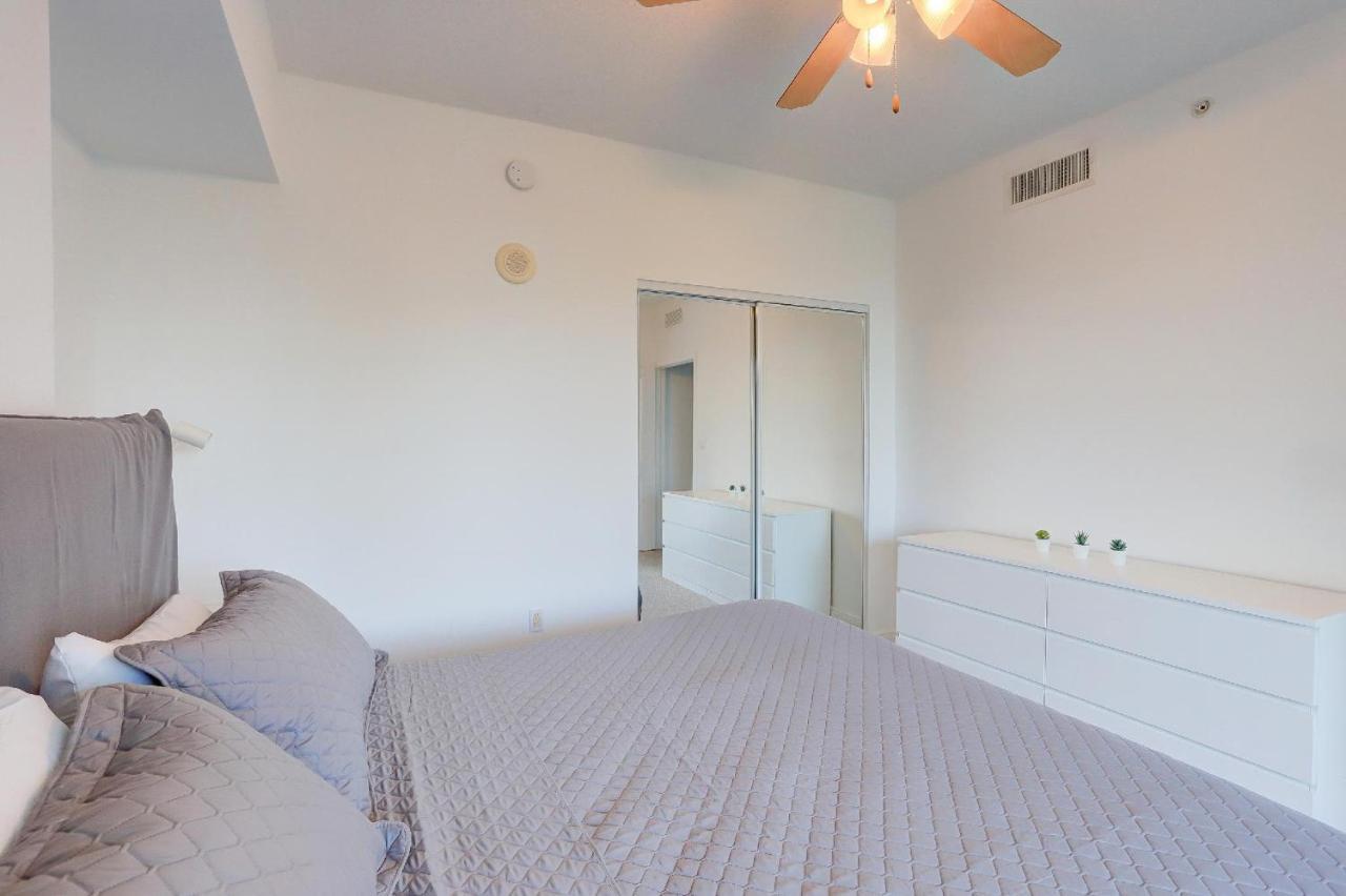 Apartment In Casa Costa Condo!Beach Pass Included Бойнтон-Біч Екстер'єр фото